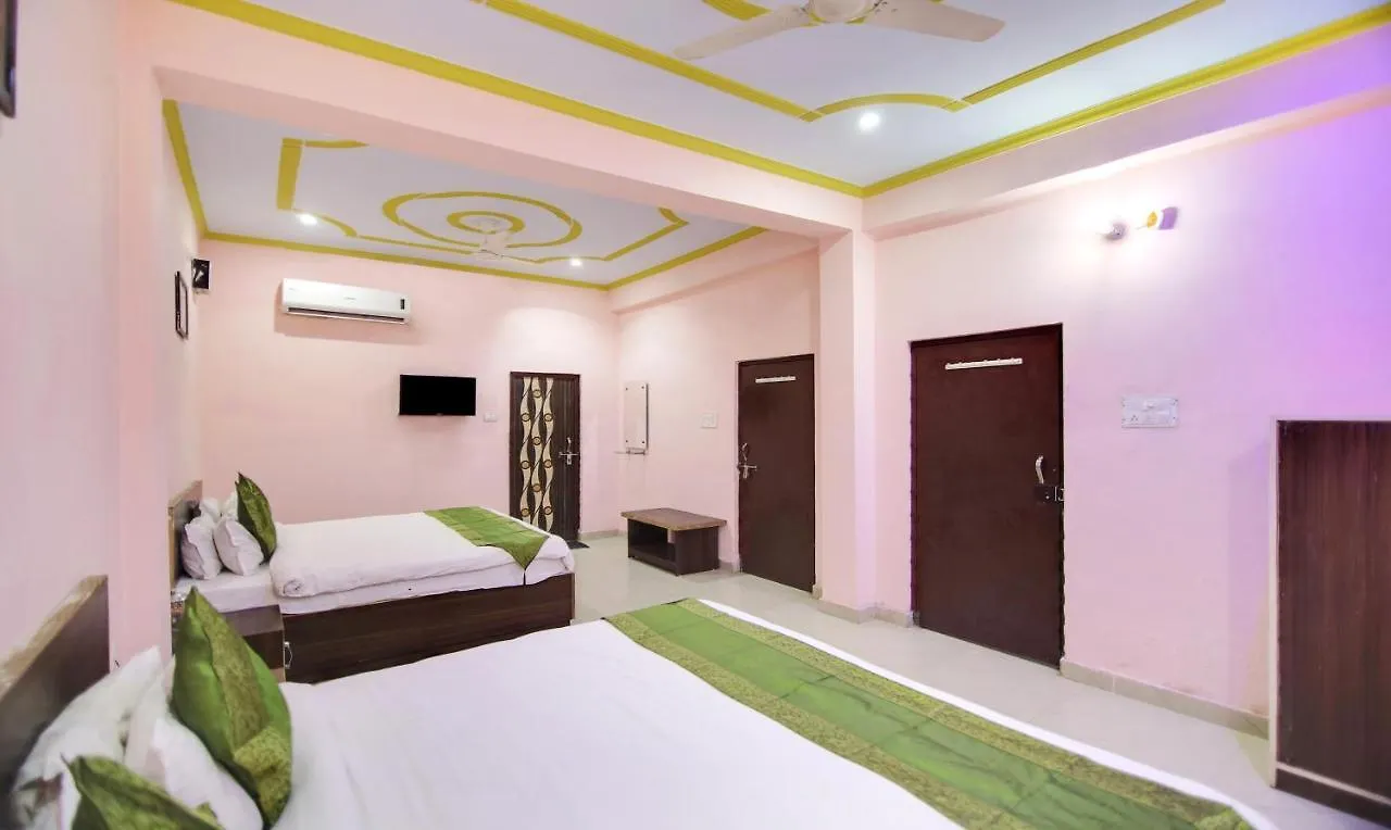 Treebo Trip Banshi Hotel Agra  Inn Agra (Uttar Pradesh)