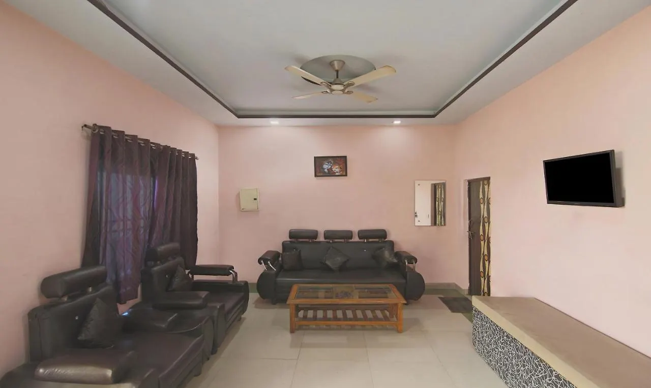 *** Inn Treebo Trip Banshi Hotel Agra  India