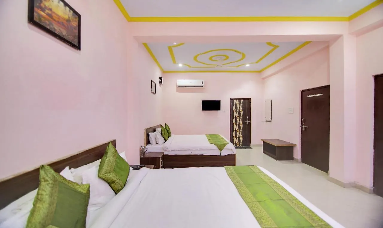 Treebo Trip Banshi Hotel Agra  Inn Agra (Uttar Pradesh)